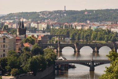 PRAG.