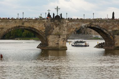 PRAG.