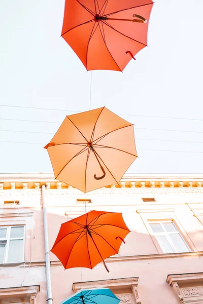 Színes Esernyők Mint Fesztivál Dekoráció Város Központjában Lviv — Stock Fotó