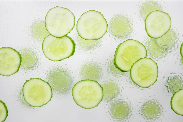 Pepino Fresco Con Muchas Rodajas Redondas Fondo — Foto de Stock