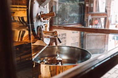 Boş kavrulmuş soğutucu profesyonel makineler taze kahve çekirdekleri hareketi için fabrikayı kapatın.