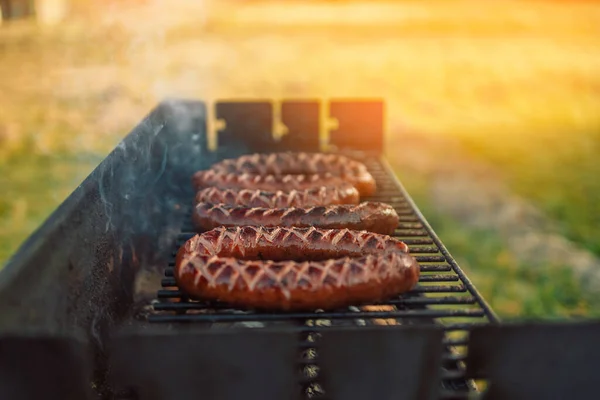 Würstchen Grillen Auf Dem Grill Freien Grillen Party Lifestyle Und — Stockfoto