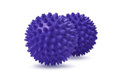 Beyaza izole edilmiş iki mavi dikenli masaj topu. Fizyoterapi ya da uygunluk kavramı. Beyaz arkaplandaki köpek dişleri için renkli lastik topun yakın çekimi. Corona virüs modeli