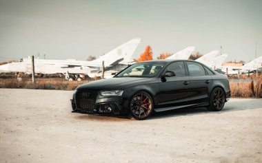 Audi A4 Quattro pistte.