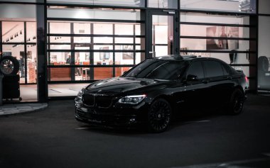 BMW ALPINA B7 BITURBO