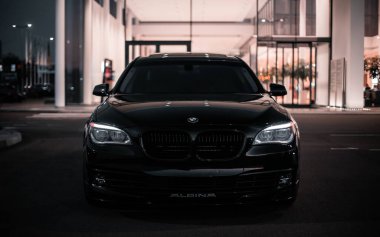 BMW ALPINA B7 BITURBO