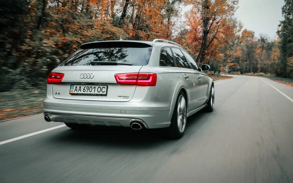 Audi Och Audi Allroad Quattro — Stockfoto