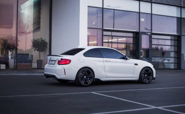 Şehirde BMW M2