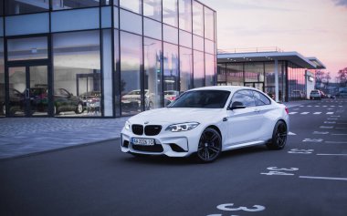 Şehirde BMW M2