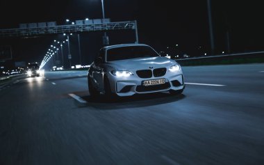 Şehirde BMW M2