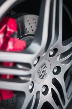 Kyiv, Ukrayna - 12.06.2021: Porsche 911 Carrera S 997