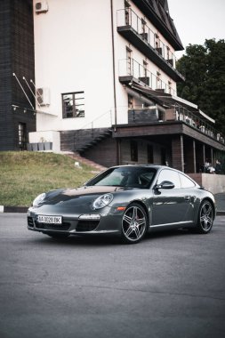 Kyiv, Ukrayna - 12.06.2021: Porsche 911 Carrera S 997