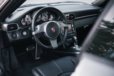 Kyiv, Ukrayna - 12.06.2021: Porsche 911 Carrera S 997