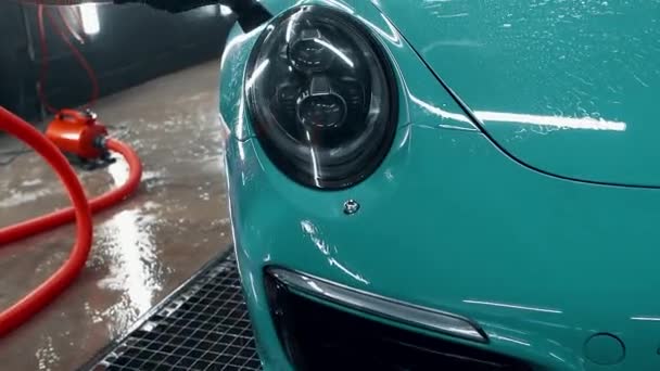 Kiev Ukraina 2021 Porsche 911 Carrera Detaljerad Biltvätt — Stockvideo