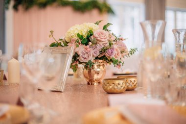 Tatilin düğün nitelikleri