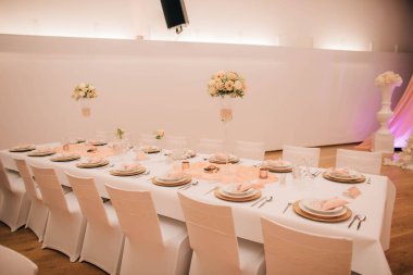 Tatilin düğün nitelikleri