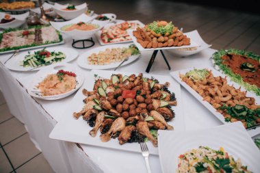 Tatilin düğün nitelikleri