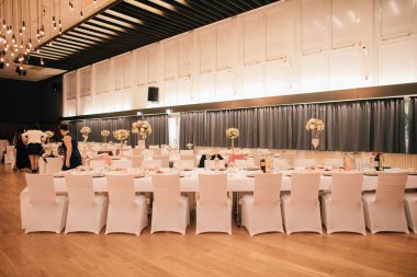 Tatilin düğün nitelikleri