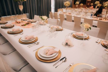 Tatilin düğün nitelikleri