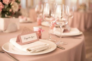 Tatilin düğün nitelikleri