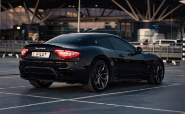 Kyiv, Ukrayna - 11,06.2021: Maserati Granturismo