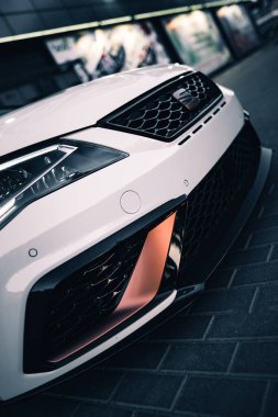 Kyiv, Ukrayna - 11.06.2021: Koltuk Leon Cupra