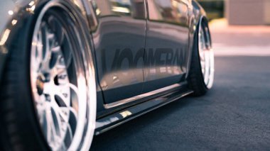 Kyiv, Ukrayna - 11,06.2021: VW Golf GTI mk7 BBS