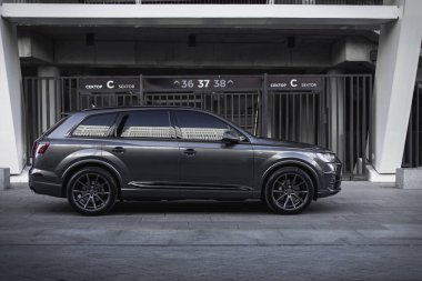 Kyiv, Ukrayna - 11,06.2021: Audi Q7