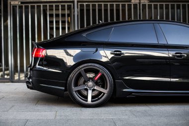 Kyiv, Ukrayna - 11,06.2021: Audi S5