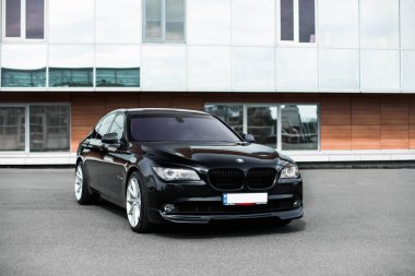 Kyiv, Ukrayna - 11,06.2021: BMW 7-Serisi