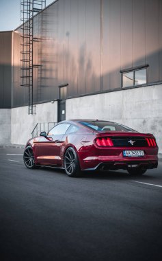 Kyiv, Ukrayna - 11,06.2021: Ford Mustang