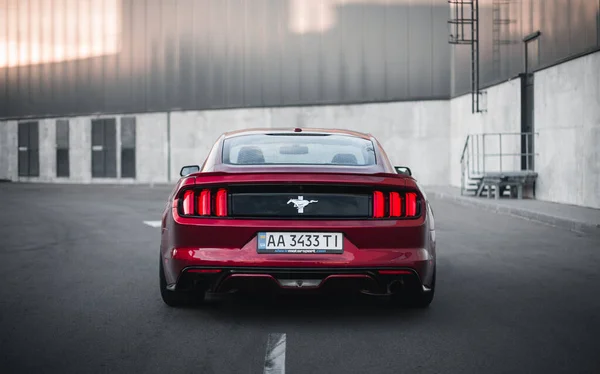 Kyiv Ukraine 2021 Ford Mustang — 스톡 사진