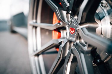 Kyiv, Ukrayna - 20.12.2020: Ferrari GTC 4 Lusso