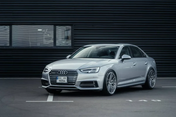 Kyiv Ukraine 2020 Audi Line — Stockfoto