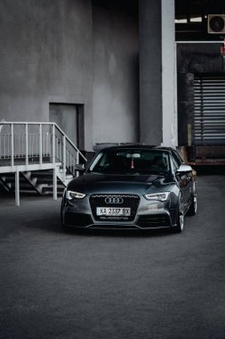 Kyiv, Ukrayna - 08.13.2021: Audi A5 Coupe 