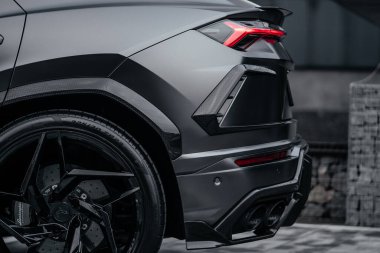 Kyiv, Ukrayna - 08.13.2021: Lamborghini URUS