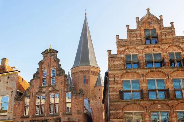 Paisaje Urbano Con Edificios Antiguos Iglesia Casco Antiguo Zutphen Países —  Fotos de Stock