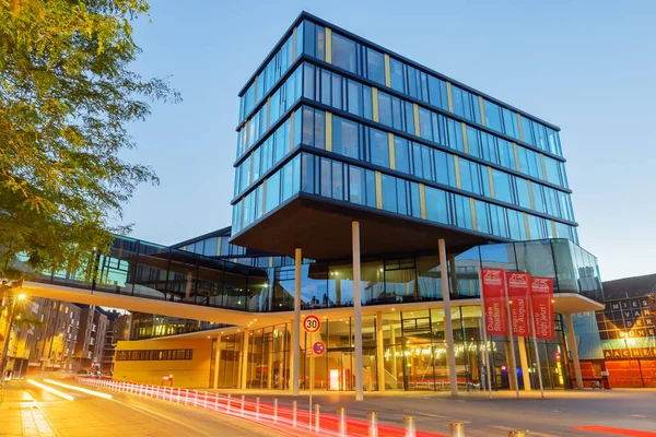 Aachen Nrw Germany October 2021 Modern Building Aachenmnchener Insurance Evening — Stock Photo, Image