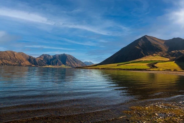 Driving for hours on gravel roads leads to the very remote Lake Coleridge in the centre of the South Island