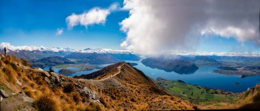 Stunning panoramic view of the scenery from the top of Roys peak walking track in Mt aspiring national park