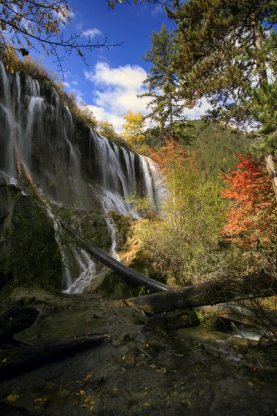 九寨溝国立公園内の滝 — ストック写真