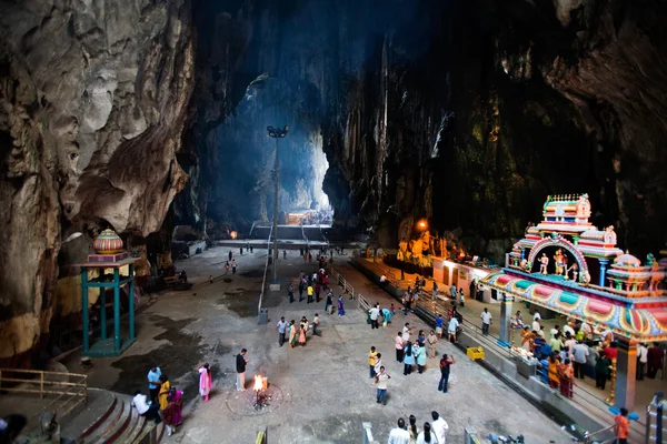 Hindu devotees and tourist — Stock Photo, Image