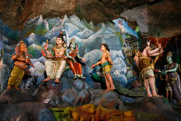Sculpturen van Hindoe religieuze boeken — Stockfoto