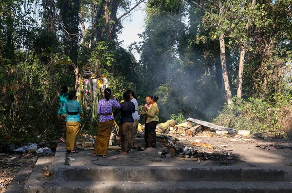 Balinese damesPanie Balijski — Zdjęcie stockowe