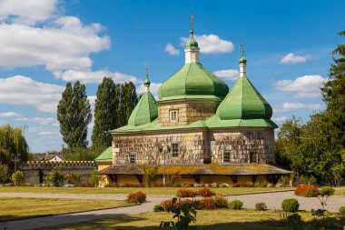 Berestechko Ulusal Tarih Anıtı Savaş Alanı. Aziz Michael 'ın tahta kilisesi. Ukrayna 'nın Plyasheva köyü. Turist eğlencesi