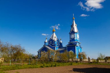 Yaz günü Kosma ve Demyan (Aziz Cosmas ve Damian) antik ortodoks kilisesine bakın. Korets şehri. Rivne bölgesi. Ukrayna. 