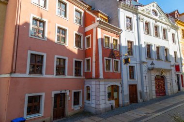 Gorlitz, Goerlitz, Grlitz şehri. Almanya. Zgorzelec Gorlitz Eski Şehir yaya köprüsü. Polonya ve Almanya sınırındaki Lusatian Neisse nehri üzerindeki yaya köprüsü. 