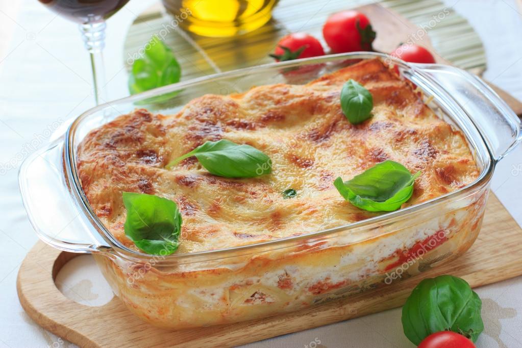 Beef lasagna in the casserole dish