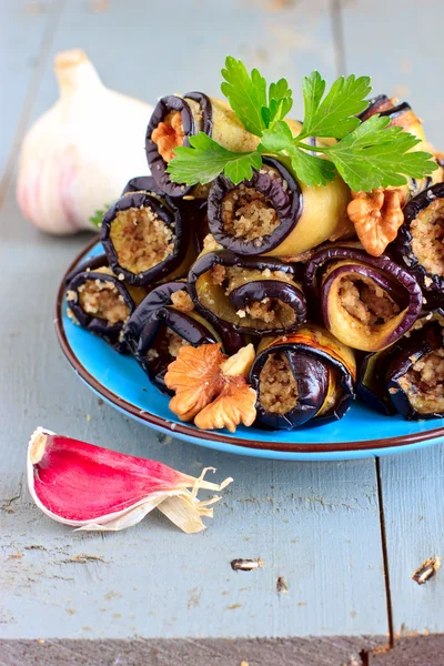 Eggplant rolls with walnut and garlic — Stock Photo, Image