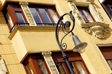 elektrik direği ve yapı